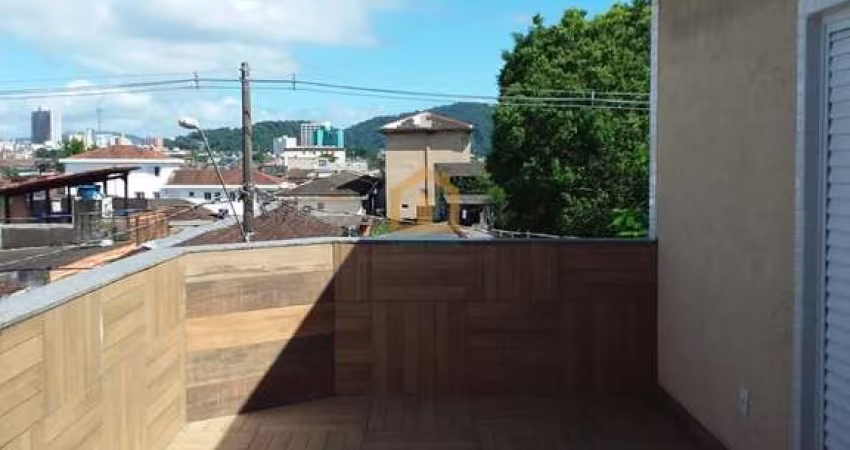 Casa Triplex - Frente - Bairro Esplanada dos Barreiros - São Vicente.