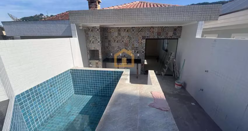 Sobreposta alta com 3 dormitórios, piscina e churrasqueira – conforto e lazer completo!