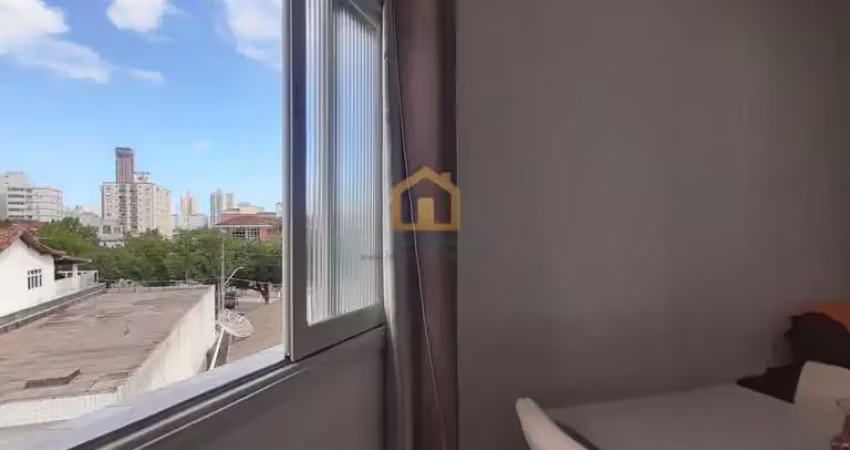 Ótimo apartamento, bem conservado, vista livre. bairro marapé. santos/sp.