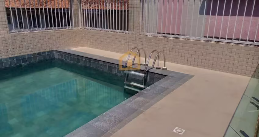 Casa com 3 quartos à venda na Rua Da Liberdade, Boqueirão, Santos