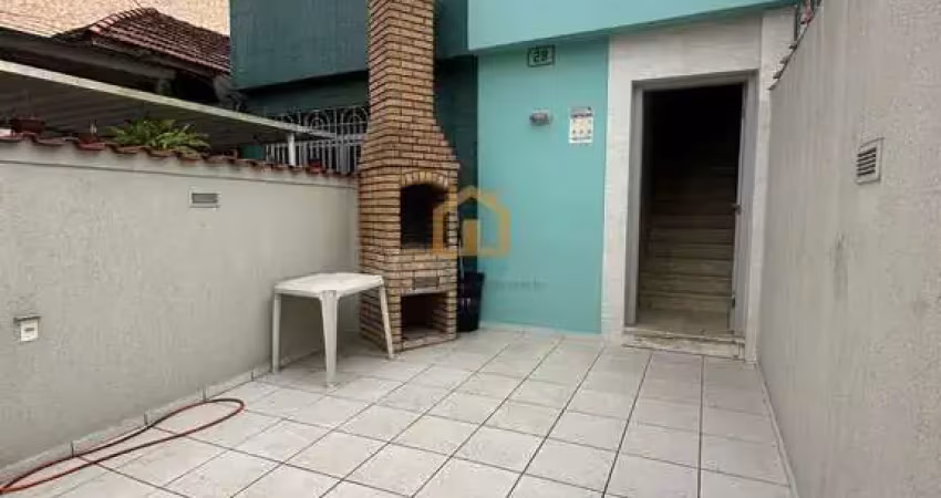 Casa sobreposta alta à venda 3 dormitórios (sendo 1 suíte)  com churrasqueira e garagem– marapé, santos/sp