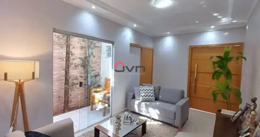 Casa com 3 quartos à venda no Pacaembu, Uberlândia 