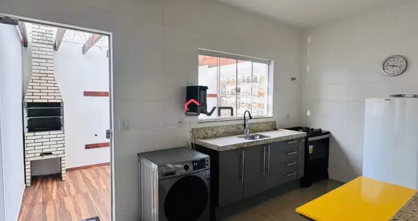 Casa duplex com 2 quartos e varanda gourmet – conforto e estilo!