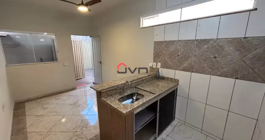 Casa com 2 quartos à venda na Rua Ricardo Naves Gonçalves, 100, Novo Mundo, Uberlândia