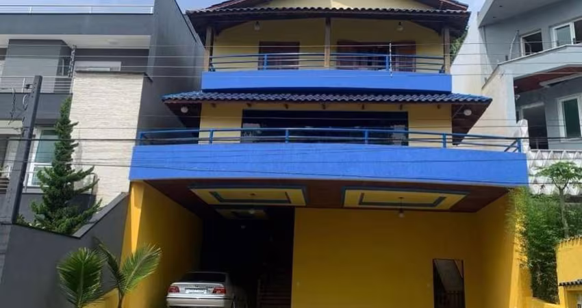 Sobrado para Venda em Mogi das Cruzes, Cidade Parquelandia, 4 dormitórios, 2 suítes, 3 banheiros, 10 vagas