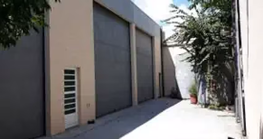 Amplo imóvel com 1.000m² de terreno no cambuci – ideal para comércio, serviços ou incorporação