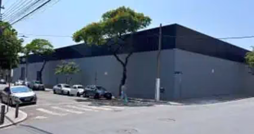 Imóvel de grande porte no cambuci – 3.000m² de terreno e 3.300m² construídos | ideal para grandes operações ou incorporação
