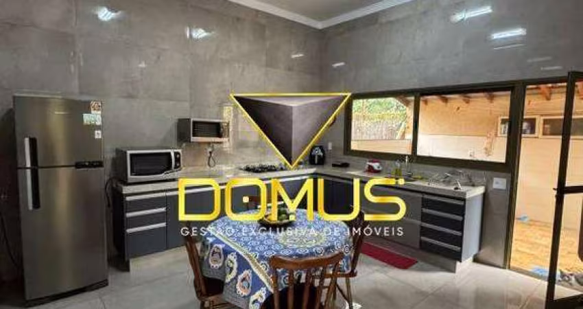 Casa acabamento em alto padrão no Condominio Itanhanga
