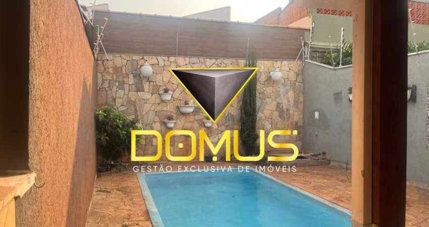 Casa no Monte Alegre com piscina 3 Dormitórios sendo 1 suite