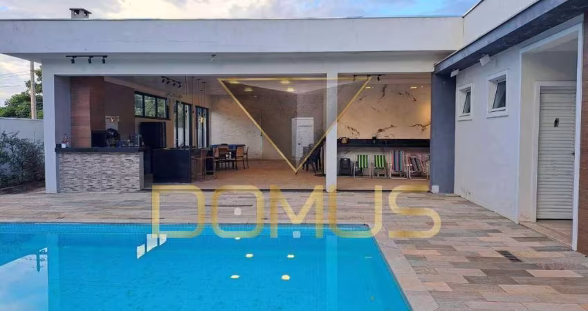 Casa 2 dormitórios sendo uma suíte condomínio fechado