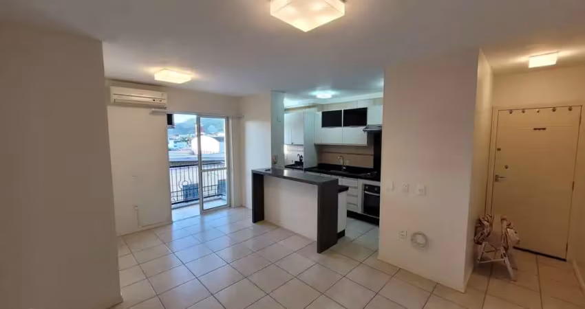 Apartamento com 3 quartos para alugar no Nova Brasília, Jaraguá do Sul 