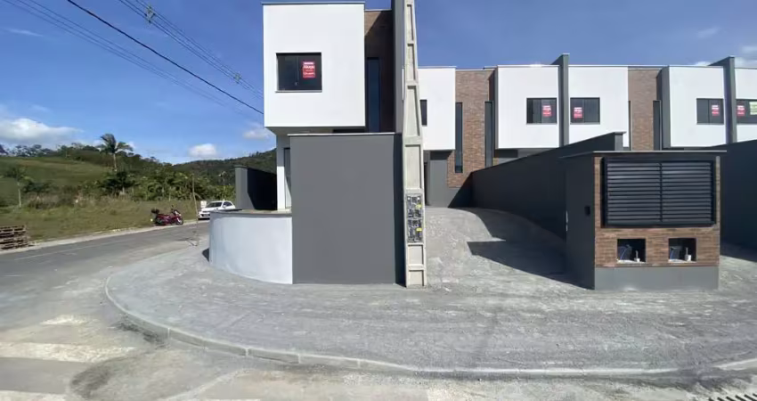 Casa com 2 quartos à venda na Ilha da Figueira, Guaramirim 