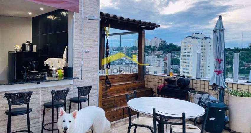 Cobertura duplex com jacuzzi e área gourmet no Salgado Filho