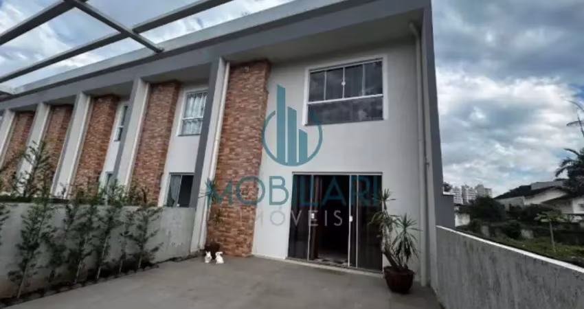 Casa com 3 quartos à venda no Velha, Blumenau 