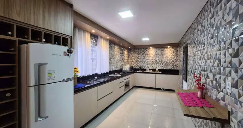 Casa com 3 quartos à venda em Água Verde, Blumenau 