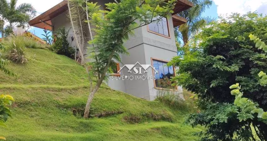 Casa- Petrópolis, Secretário