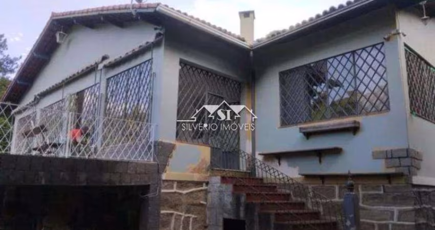 Sítio- Petrópolis, Posse