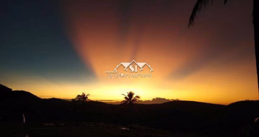 Casa- Paty do Alferes, Avelar