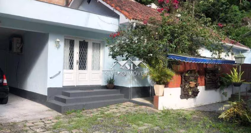 Casa- Petrópolis, Centro