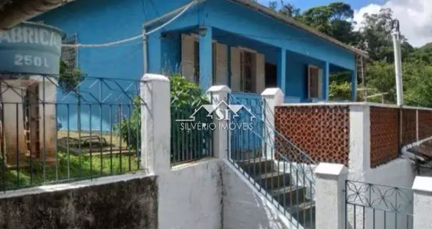 Casa- Petrópolis, Castelânea