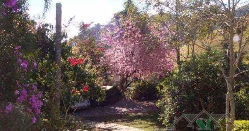 Sítio- Petrópolis, Araras