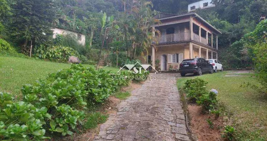Casa com 4 quartos à venda no Caxambu, Petrópolis 