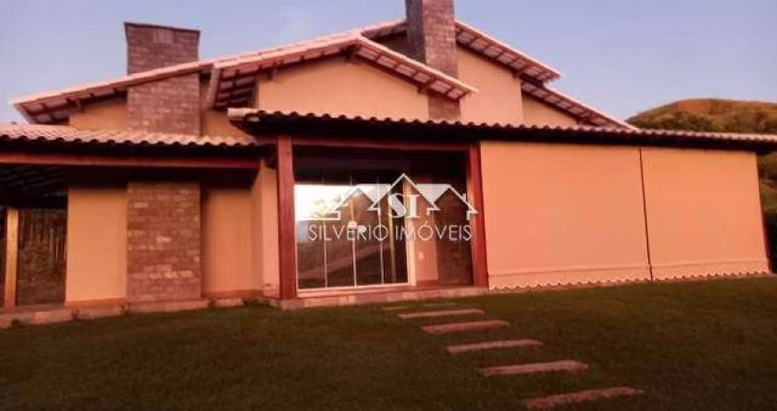 Casa- Paty do Alferes, Centro