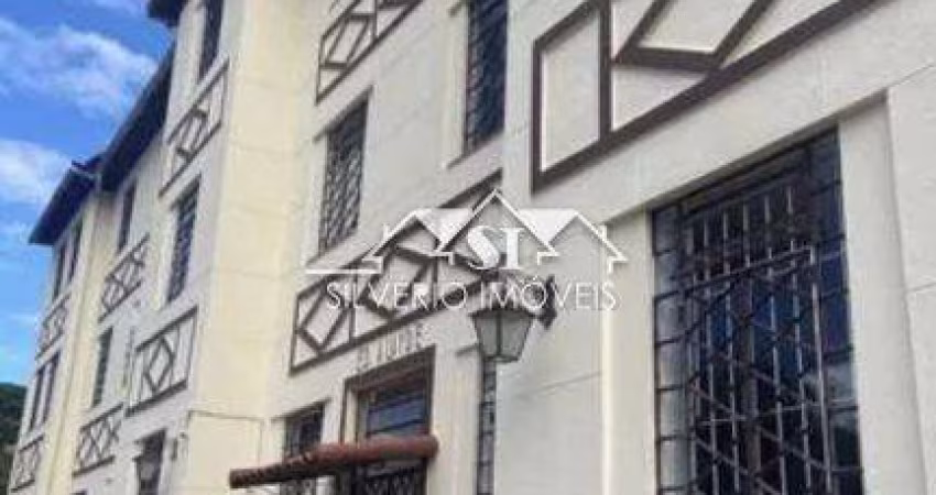 Apartamento- Petrópolis, Quitandinha