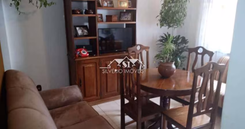 Apartamento- Petrópolis, Coronel Veiga