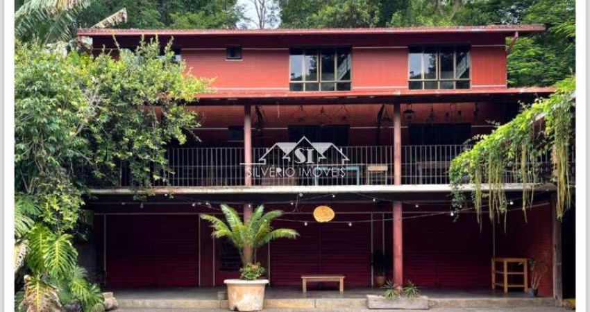 Prédio Comercial- Petrópolis, Itaipava