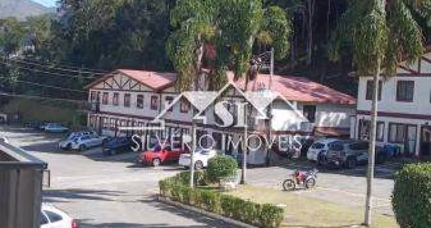 Apartamento- Petrópolis, Samambaia