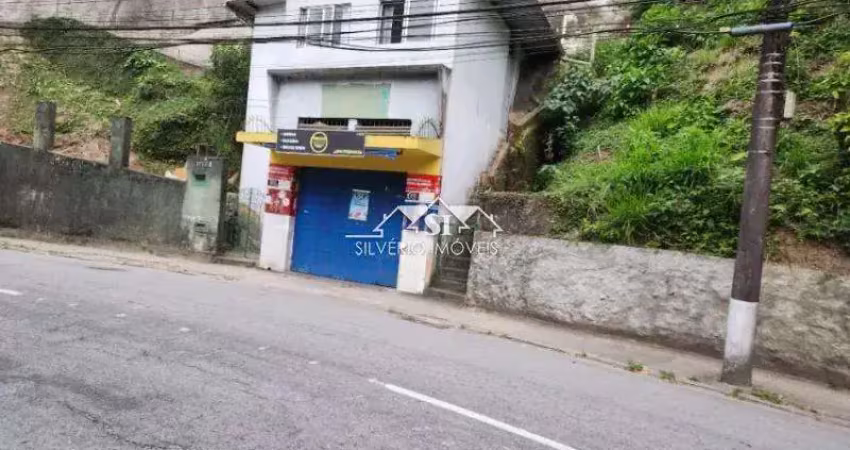 Ponto comercial para alugar no Bingen, Petrópolis 