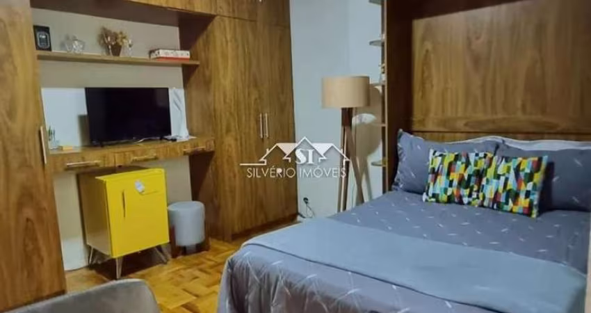 Apartamento- Petrópolis, Centro