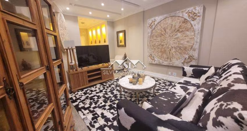 Apartamento- Petrópolis, Centro