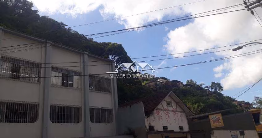 Prédio Comercial- Petrópolis, Alto da Serra