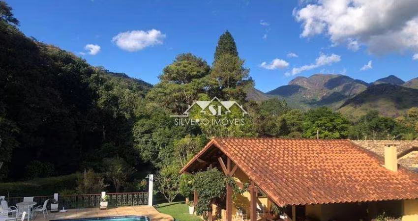 Casa- Petrópolis, Vale do Cuiaba