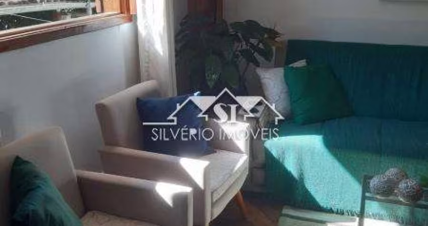 Apartamento- Petrópolis, Mosela