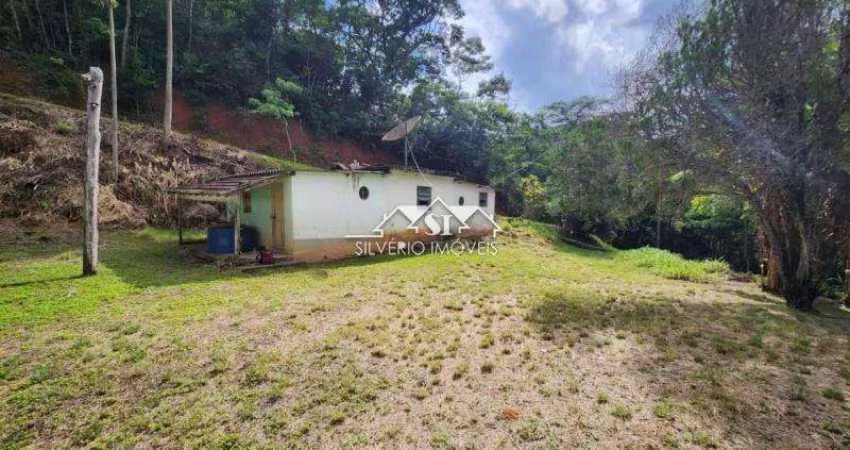 Terreno- Areal, Cedro