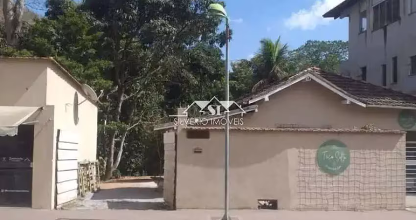 Casa- Petrópolis, Posse