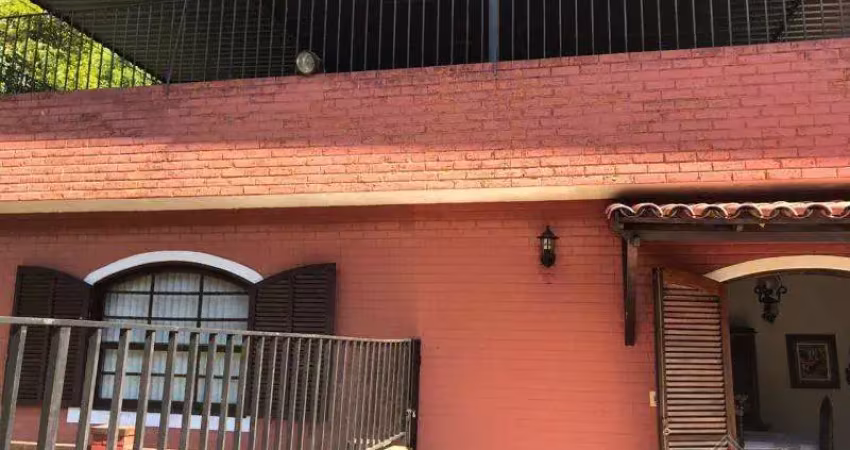 Casa comercial à venda no Bingen, Petrópolis 
