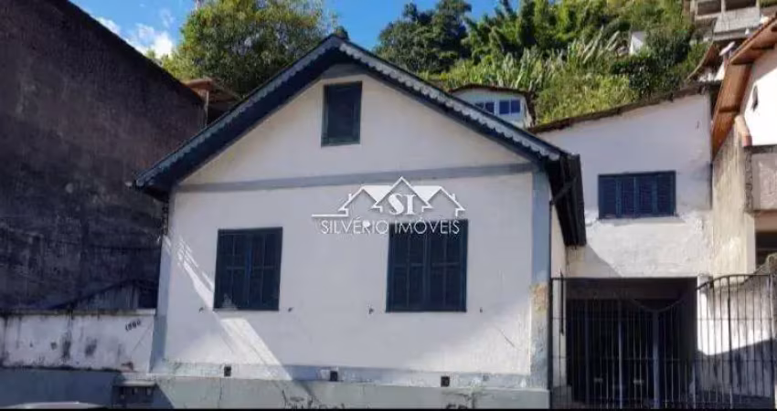 Casa com 8 quartos à venda no Quissama, Petrópolis 
