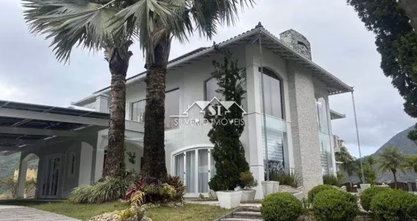 Casa com 4 quartos para alugar no Tijuca, Teresópolis 