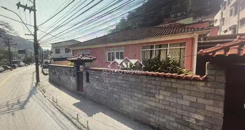 Casa com 2 quartos para alugar no Morin, Petrópolis 