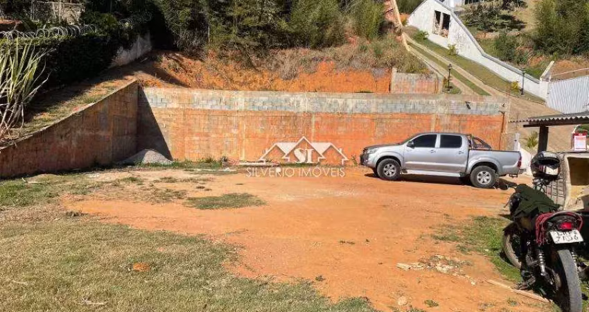 Terreno à venda no Nogueira, Petrópolis 