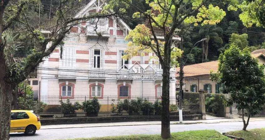 Casa com 42 quartos à venda no Centro, Petrópolis 