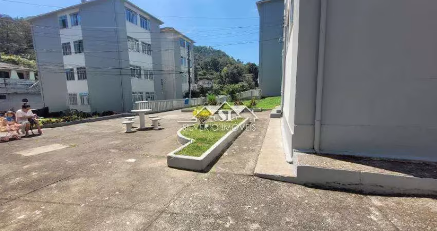 Apartamento com 2 quartos para alugar no Quitandinha, Petrópolis 