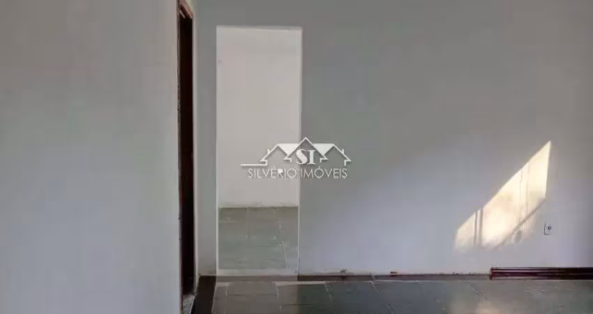 Casa com 2 quartos para alugar no Mosela, Petrópolis 