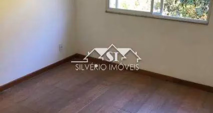 Apartamento com 2 quartos para alugar no Mosela, Petrópolis 