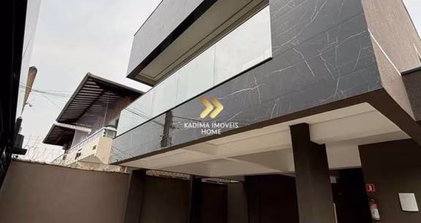 Sobrado à Venda Condomínio Fechado  Vila Mirim Praia Grande  2 Dorms com Quintal
