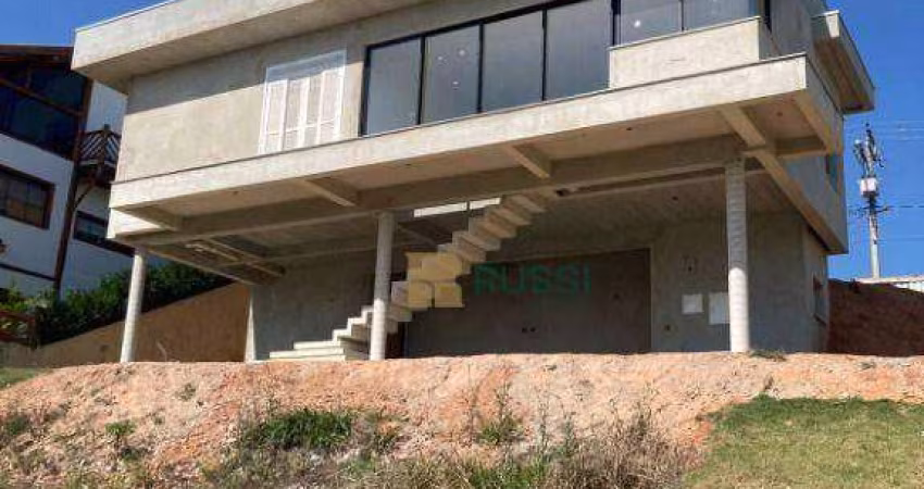 Casa com 4 dormitórios à venda, 227 m² por R$ 750.000,00 - Village Parahybuna - Paraibuna/SP
